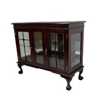 Solid Mahogany Chippendale 2 Door Display Vitrine Cabinet 