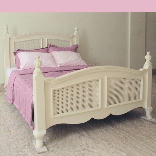 Gany Queen Carved White Bed French Provincial Reproduction Antique Style Gany Queen Carved White Bed French, French Provincial Queen Size Bed